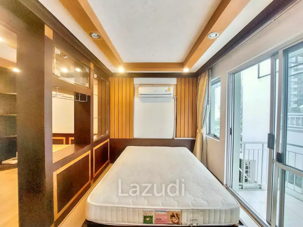 1 Bedroom 1 Bathroom 32 SQ.M Raintree Villa