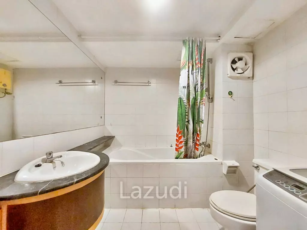 1 Bedroom 1 Bathroom 32 SQ.M Raintree Villa