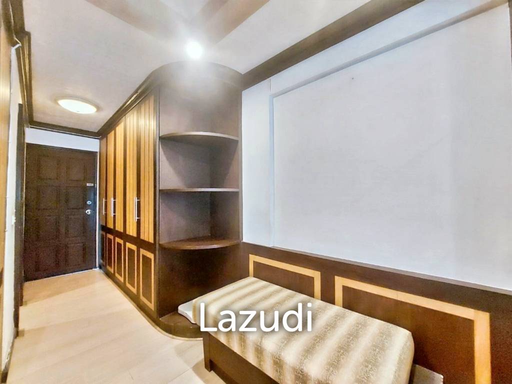 1 Bedroom 1 Bathroom 32 SQ.M Raintree Villa