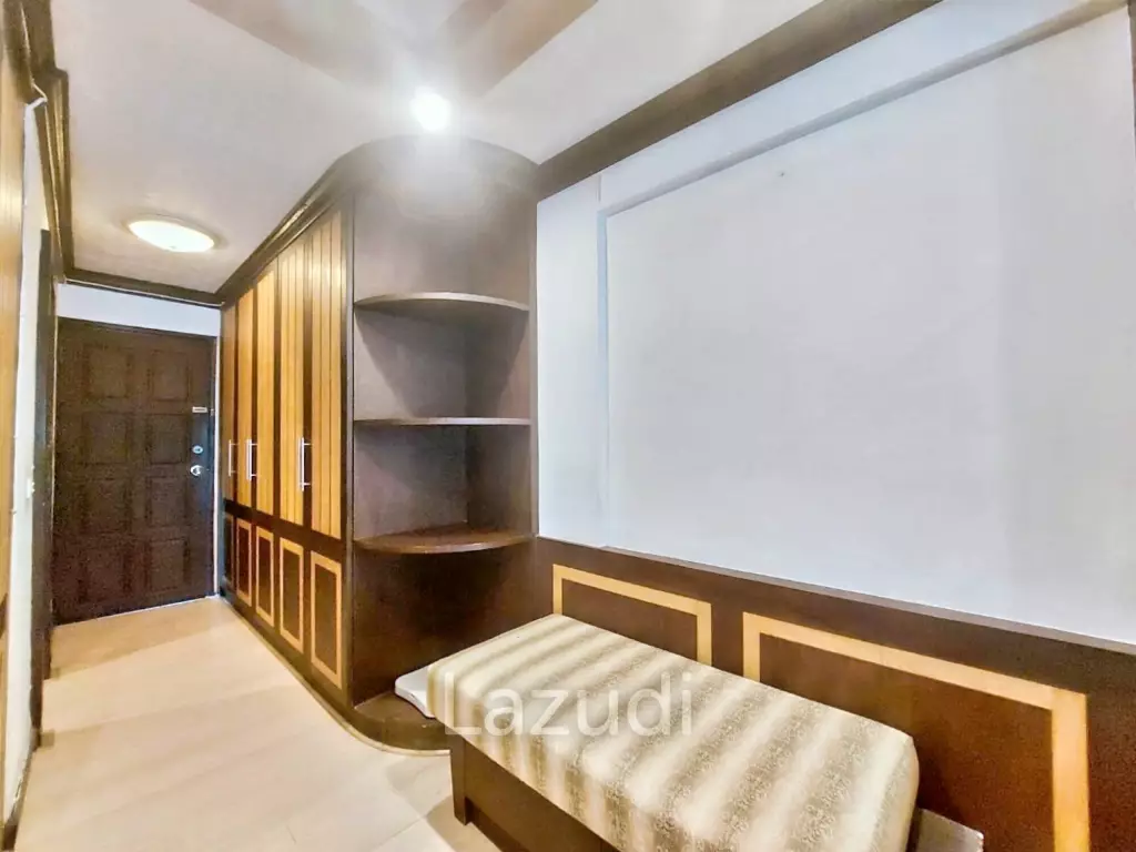 1 Bedroom 1 Bathroom 32 SQ.M Raintree Villa