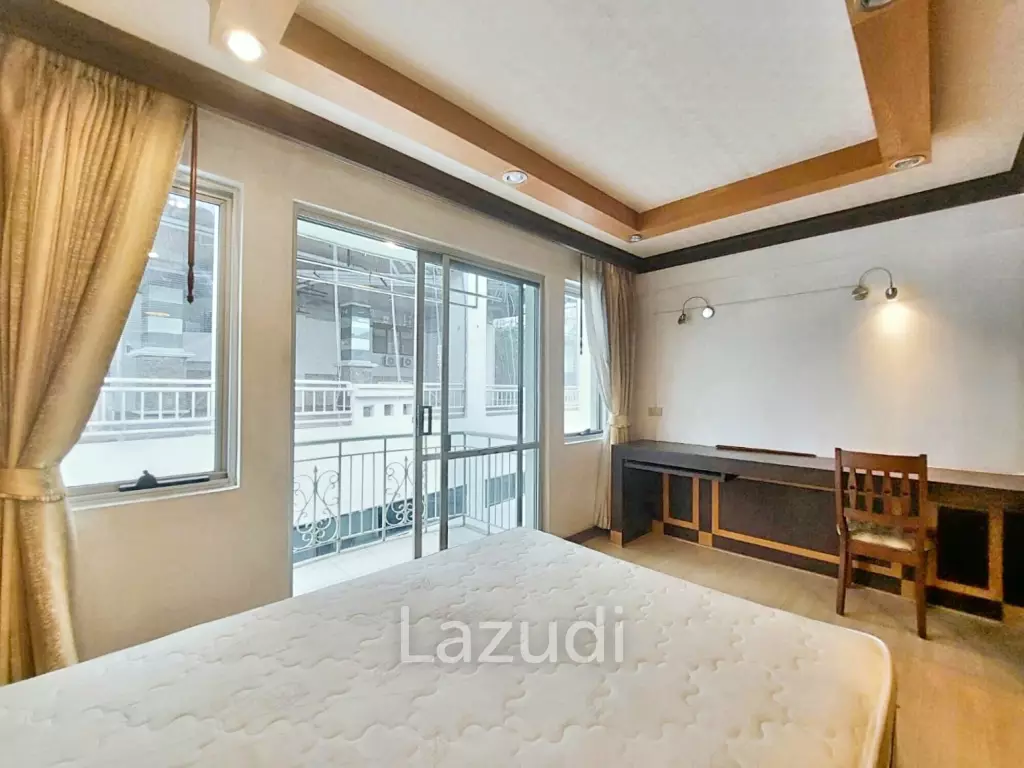 1 Bedroom 1 Bathroom 32 SQ.M Raintree Villa