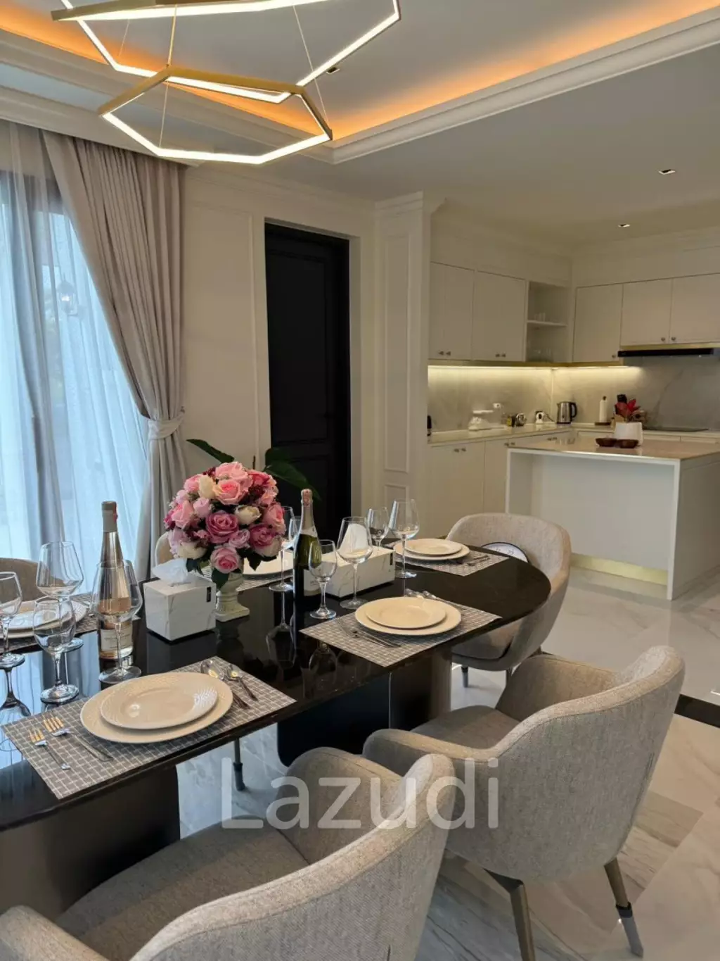 3-bed Newly-Built Luxury Villa for Rent, Best Location near Laguna