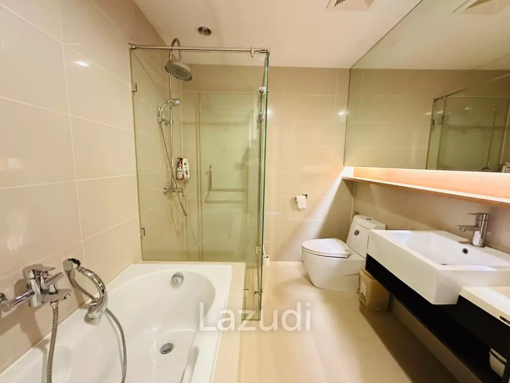 3 Beds 2 Baths 152 SQ.M 15 Sukhumvit Residence