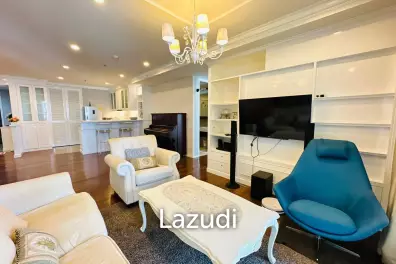 3 Beds 2 Baths 152 SQ.M 15 Sukhumvit Residence