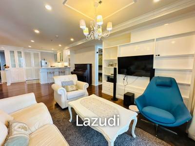 3 Beds 2 Baths 152 SQ.M 15 Sukhumvit Residence