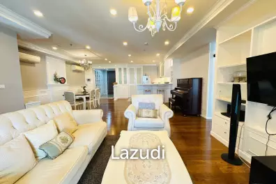 3 Beds 2 Baths 152 SQ.M 15 Sukhumvit Residence