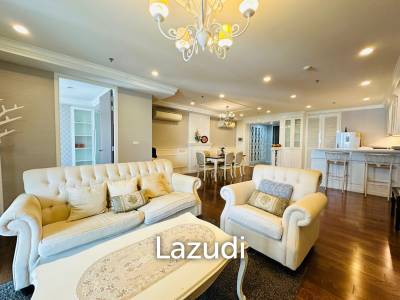 3 Beds 2 Baths 152 SQ.M 15 Sukhumvit Residence