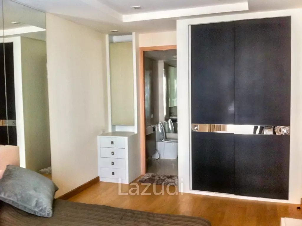 1 Bedroom 1 Bathroom 64 SQ.M O2 Hip