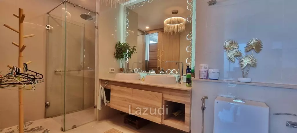 2 Beds 2 Baths 86 SQ.M. The Riviera Jomtien