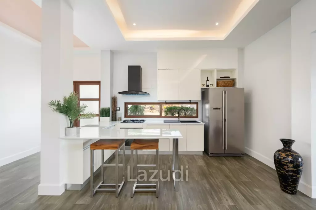 Luxury 4-Bedroom Villa with Sea & Jungle Views in Chaweng, Koh Samui