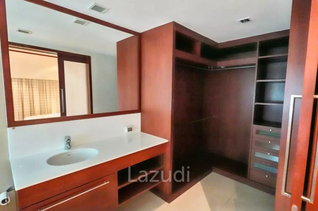 3 Bed 5 Bath 385 SQ.M Le Raffine Jambunuda Sukhumvit 31