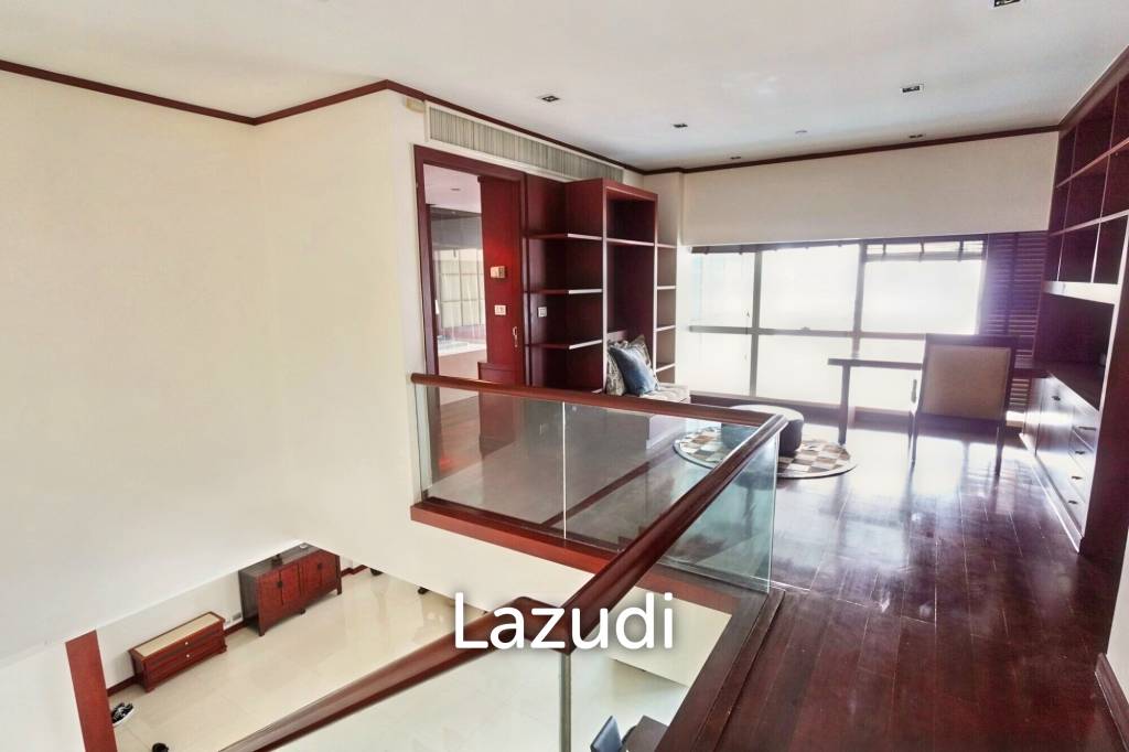 3 Bed 5 Bath 385 SQ.M Le Raffine Jambunuda Sukhumvit 31