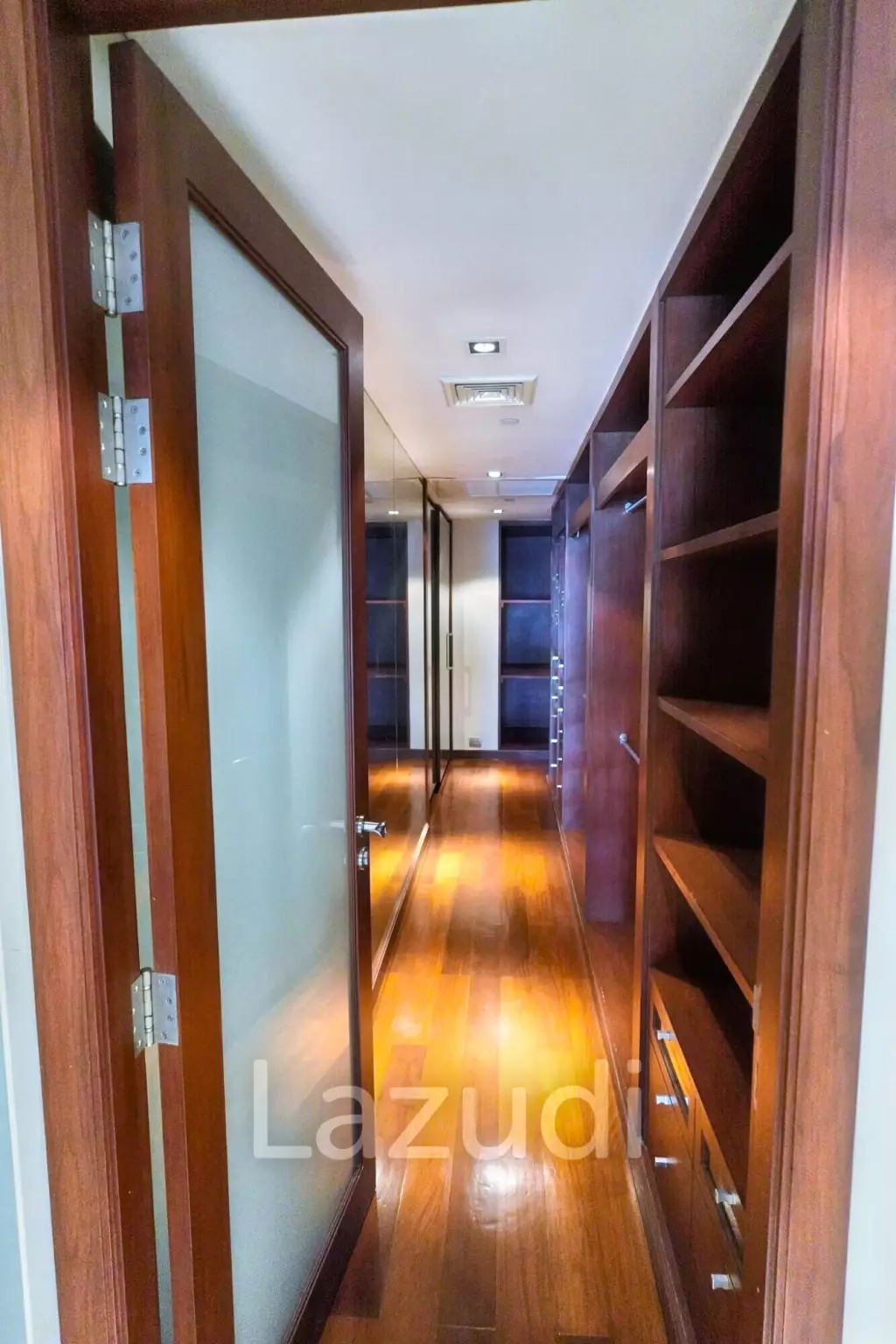 3 Bed 5 Bath 385 SQ.M Le Raffine Jambunuda Sukhumvit 31