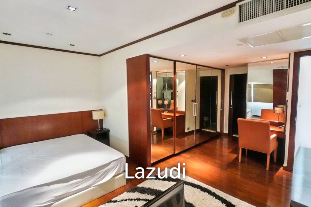 3 Bed 5 Bath 385 SQ.M Le Raffine Jambunuda Sukhumvit 31