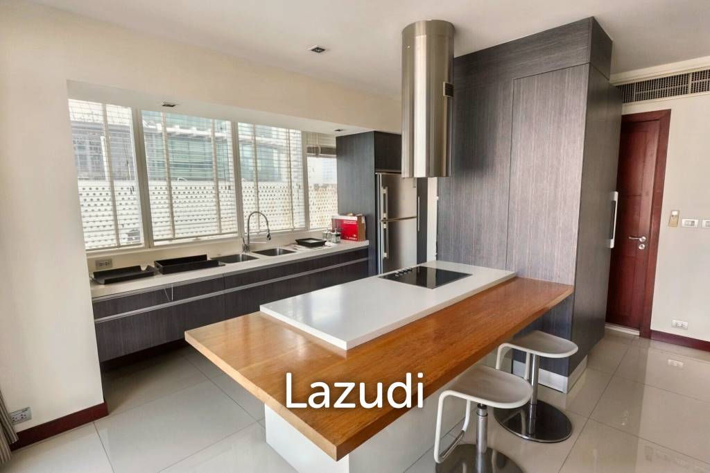 3 Bed 5 Bath 385 SQ.M Le Raffine Jambunuda Sukhumvit 31