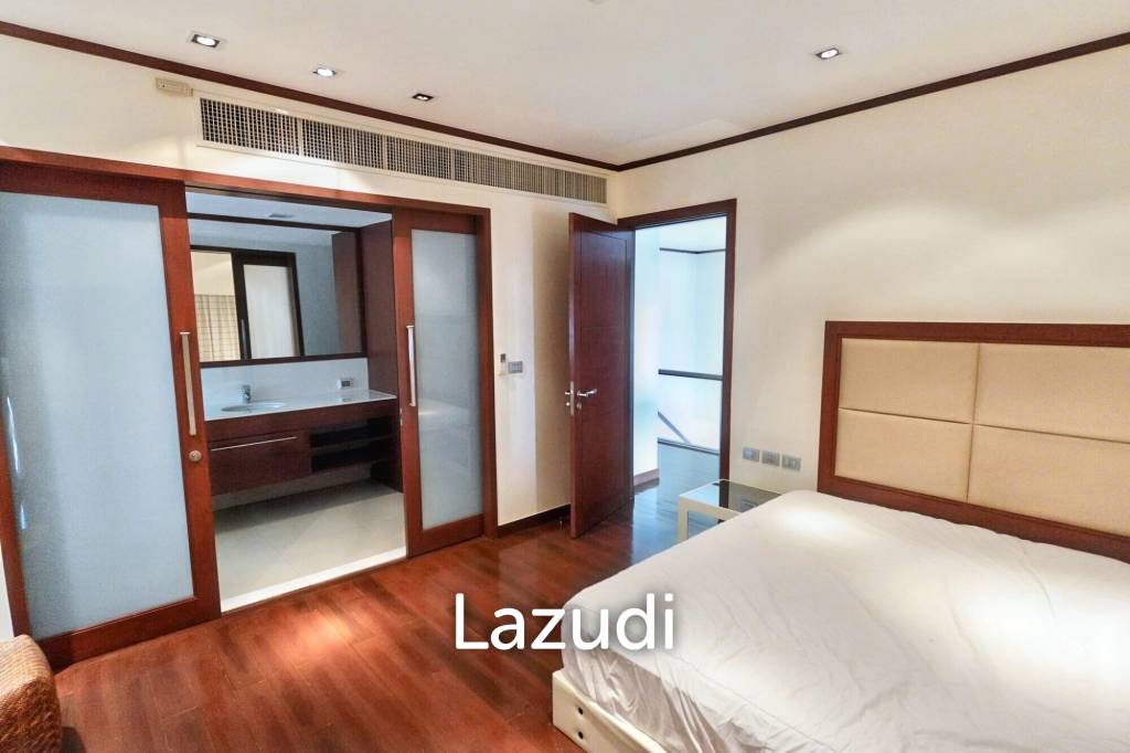3 Bed 5 Bath 385 SQ.M Le Raffine Jambunuda Sukhumvit 31