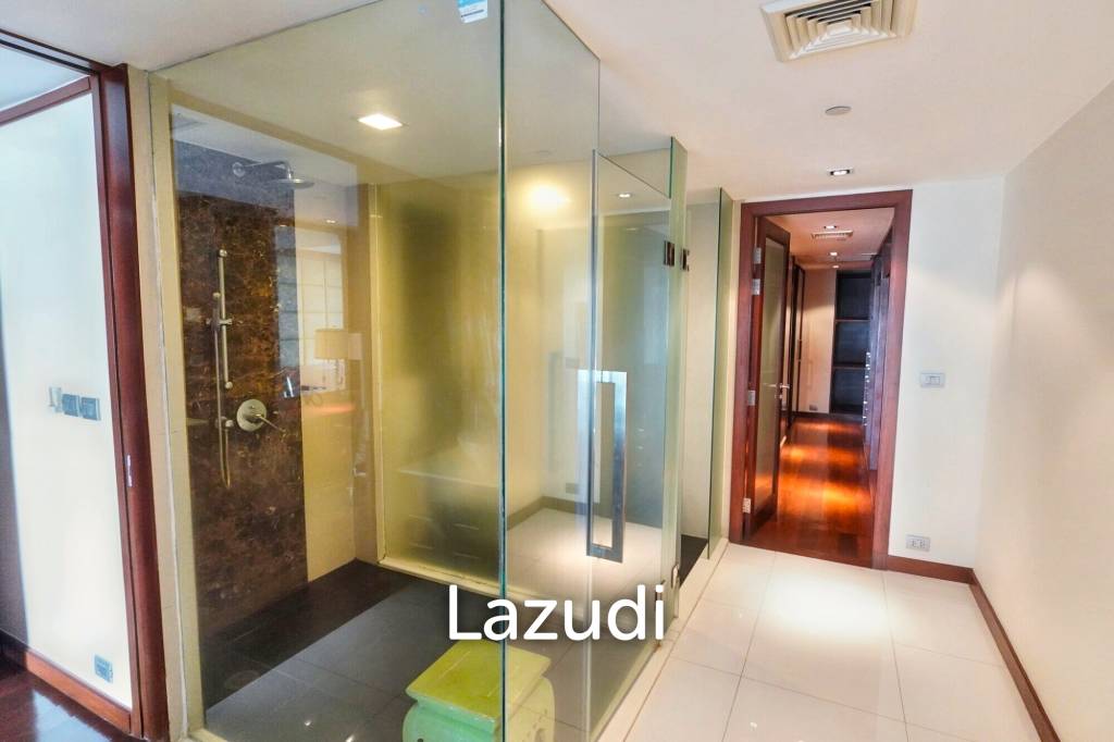 3 Bed 5 Bath 385 SQ.M Le Raffine Jambunuda Sukhumvit 31