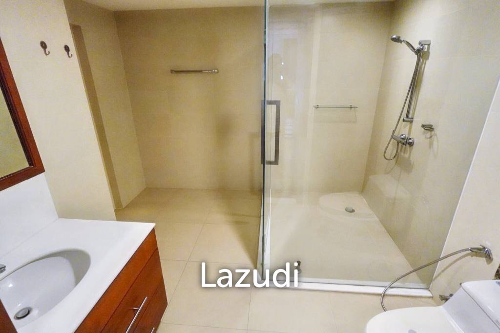 3 Bed 5 Bath 385 SQ.M Le Raffine Jambunuda Sukhumvit 31