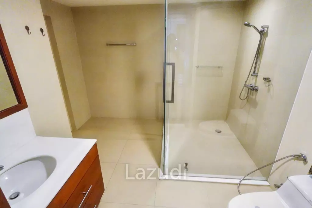 3 Bed 5 Bath 385 SQ.M Le Raffine Jambunuda Sukhumvit 31