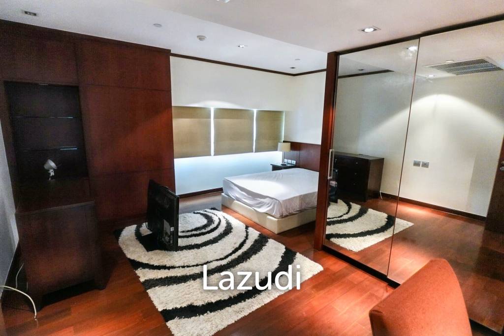 3 Bed 5 Bath 385 SQ.M Le Raffine Jambunuda Sukhumvit 31