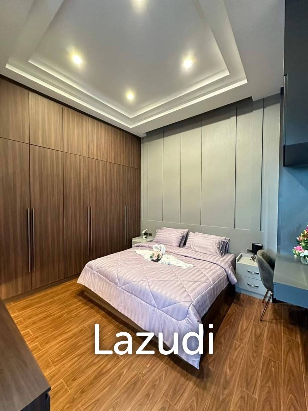 3 Beds 4 Baths 363.26 SQ.M. Reservoir Town