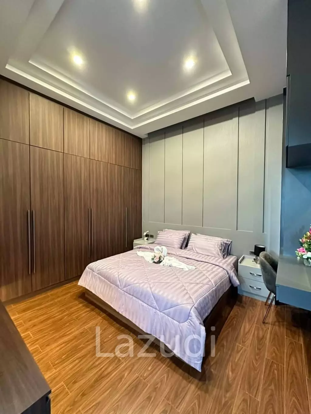 3 Beds 4 Baths 363.26 SQ.M. Reservoir Town