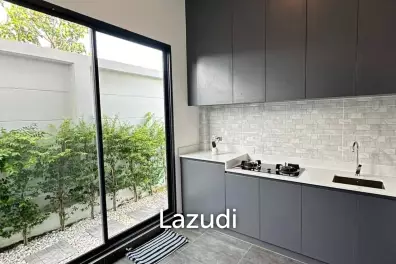 3 Beds 4 Baths 363.26 SQ.M. Reservoir Town