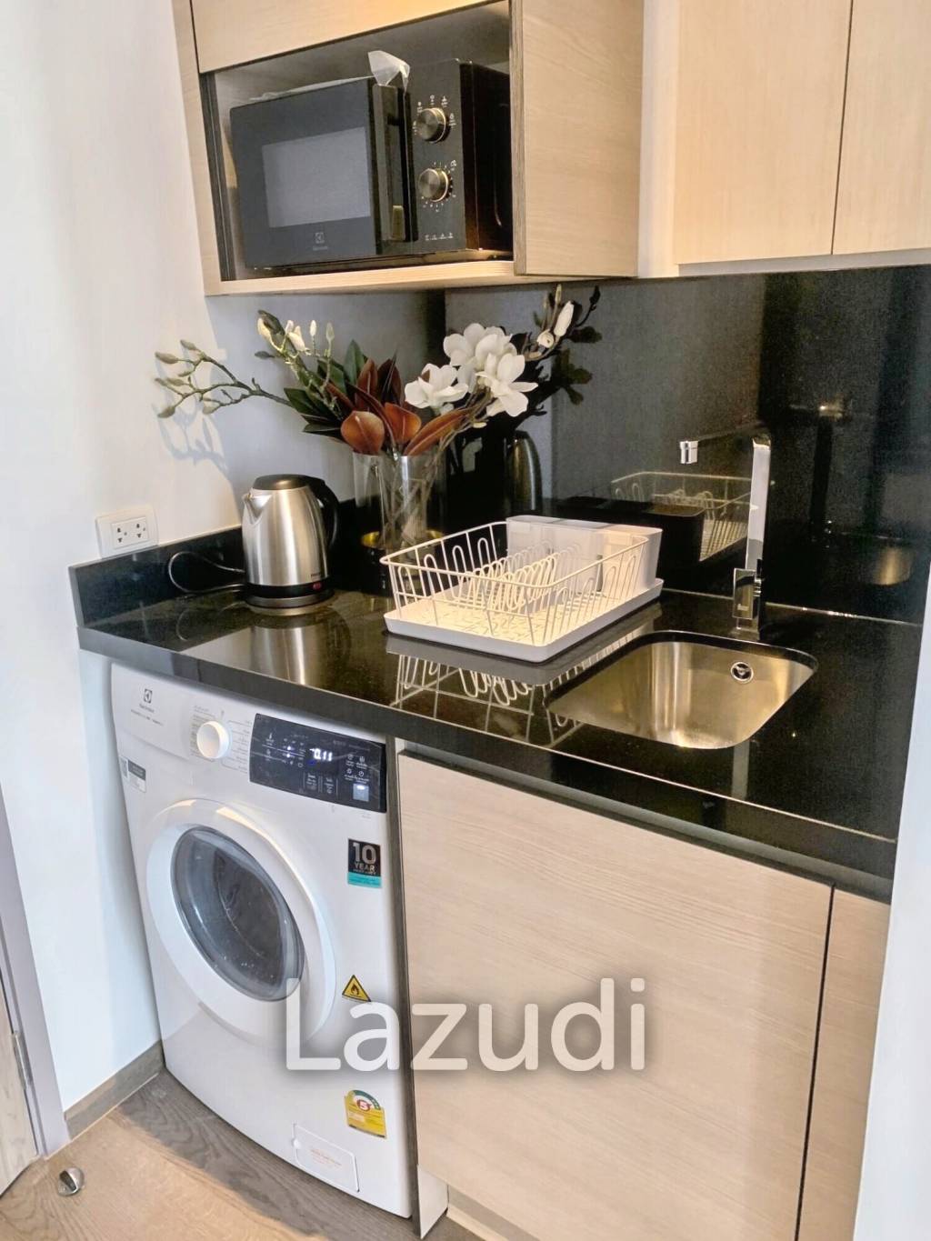 Studio 1 Bath 29 SQ.M Park Origin Phromphong