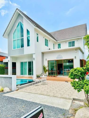 Stunning Nordic-Style 3-Bedroom House for Sale in Thalang