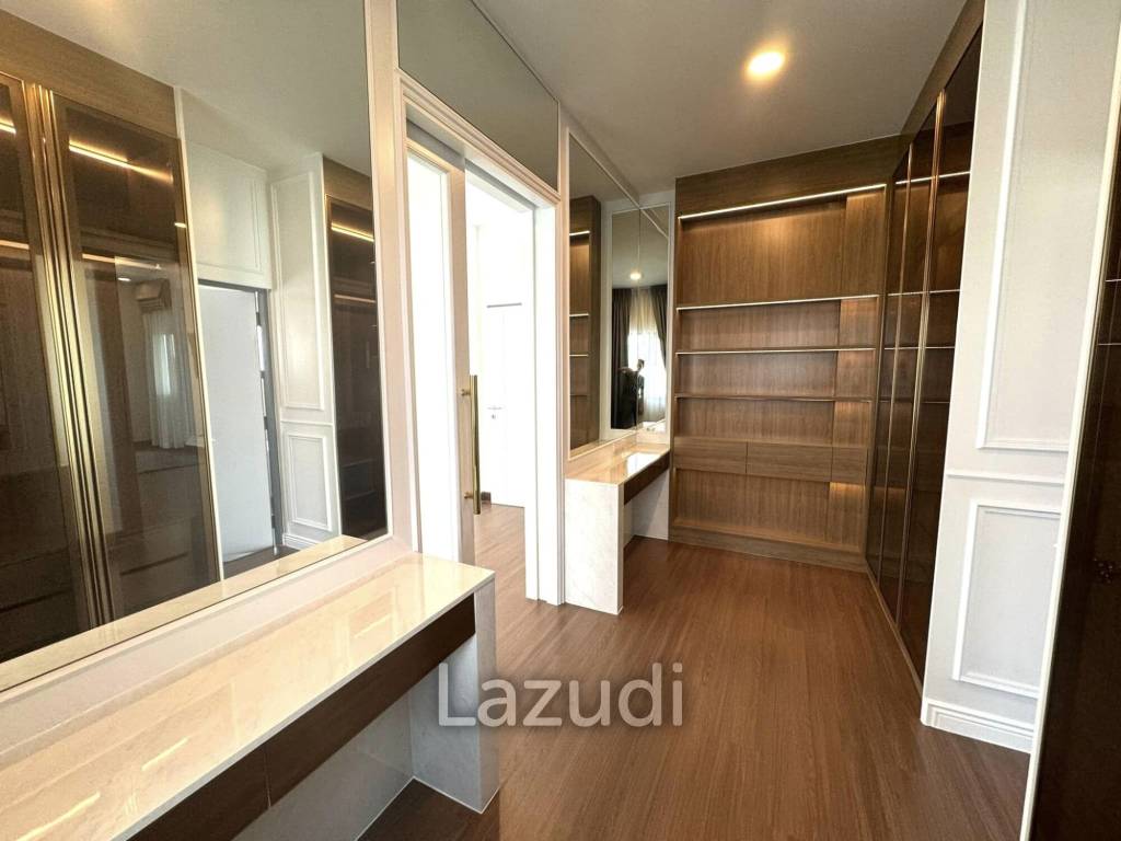 7 Beds 6 Baths 500 SQ.M The City Bangna