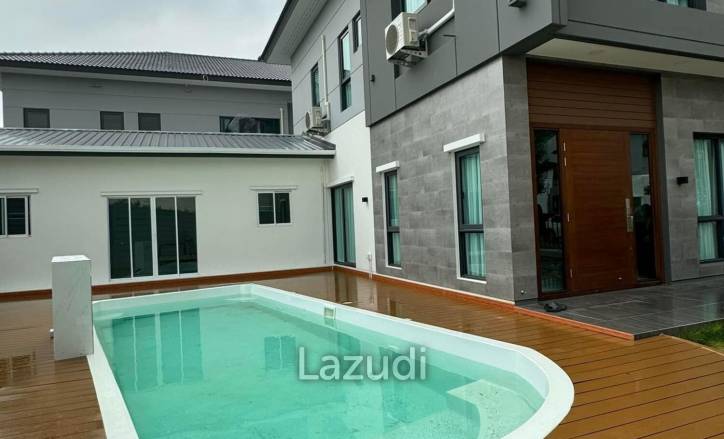 7 Beds 6 Baths 500 SQ.M The City Bangna