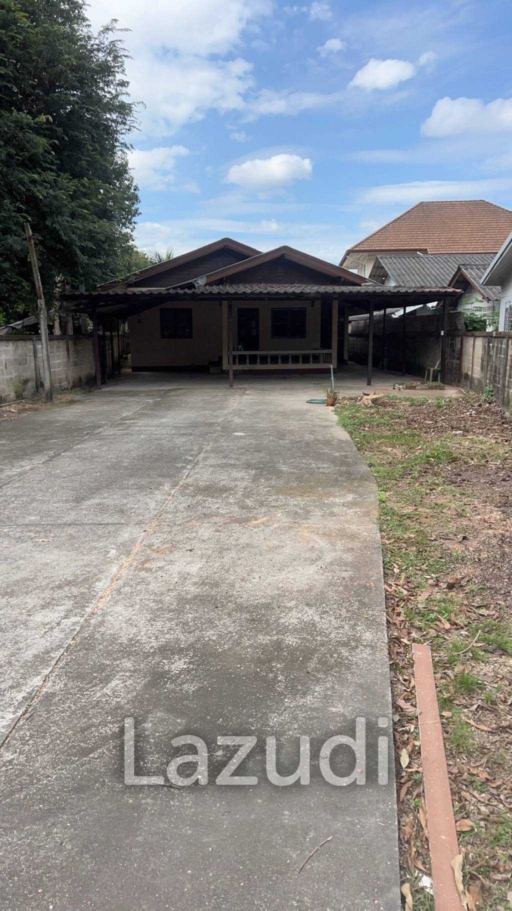 3 Bedrooms House for Sale in Doi Khao Kwai near City