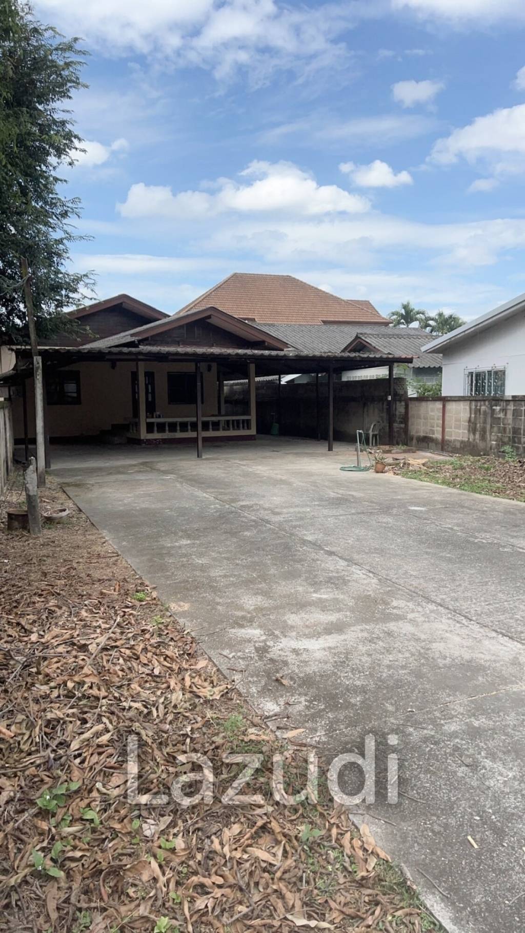 3 Bedrooms House for Sale in Doi Khao Kwai near City