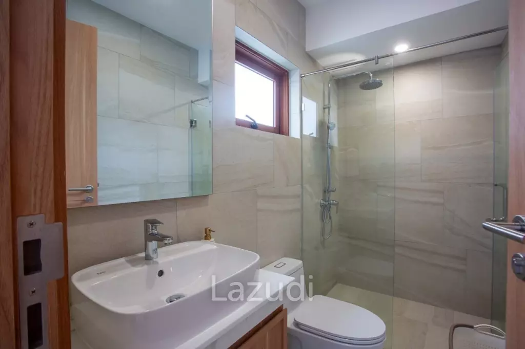 LA FELICE :  Modern 4 Bed Pool Villa for Sale