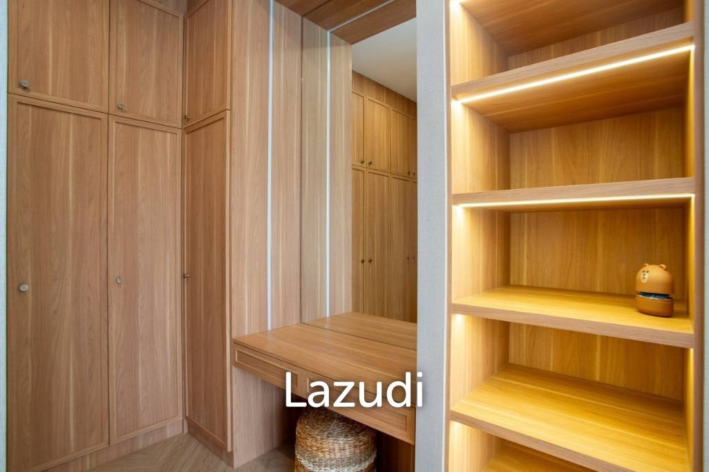 580 ตร.ม 4 เตียง 4 อาบน้ำ วิลล่า For ขาย