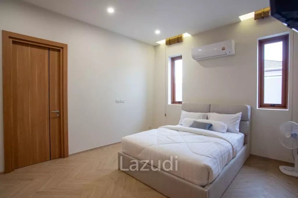 LA FELICE :  Modern 4 Bed Pool Villa for Sale