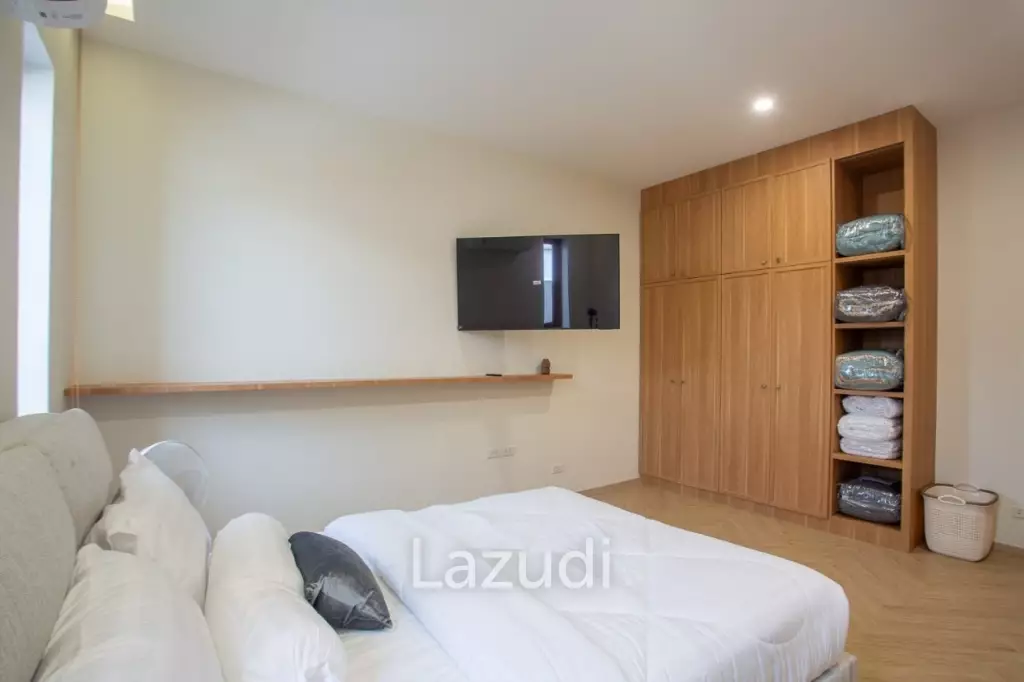 LA FELICE :  Modern 4 Bed Pool Villa for Sale