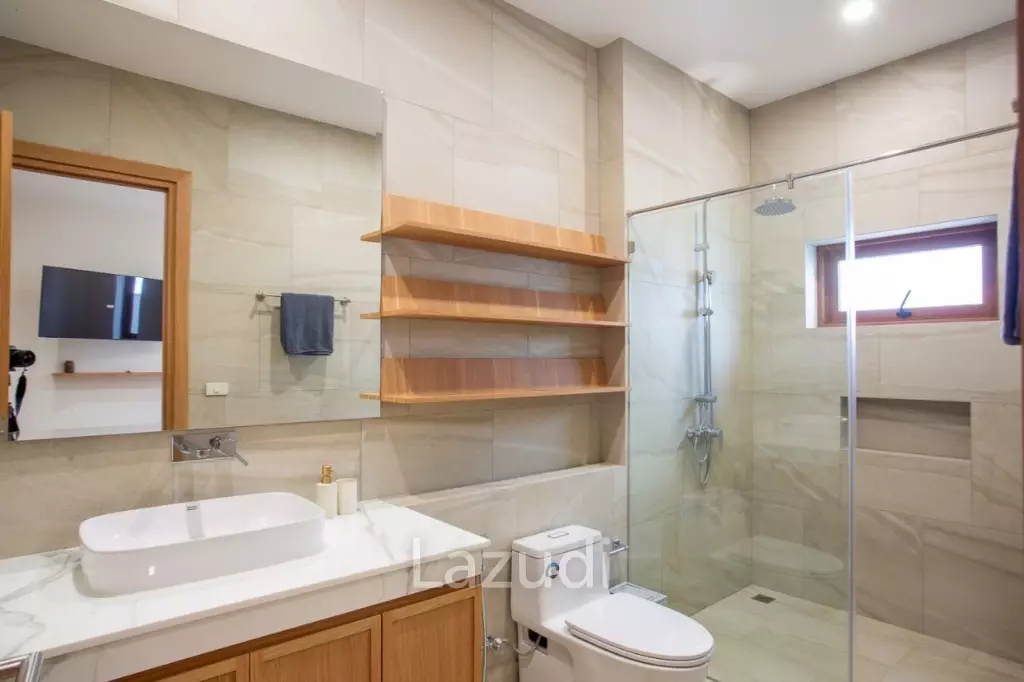 LA FELICE :  Modern 4 Bed Pool Villa for Sale