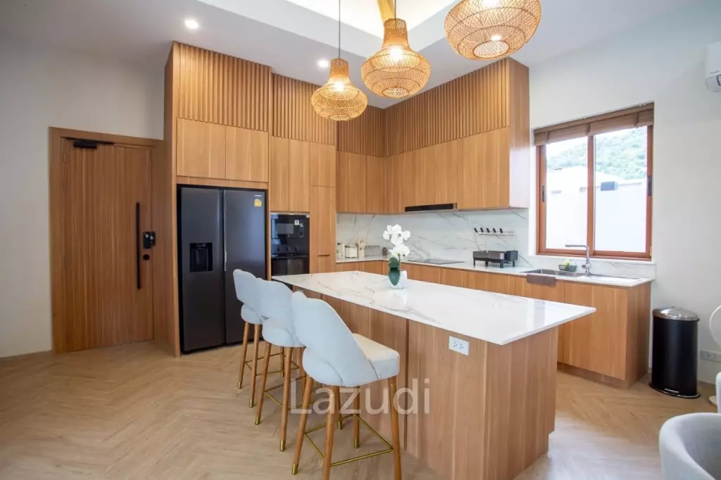 LA FELICE :  Modern 4 Bed Pool Villa for Sale