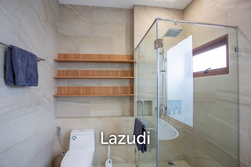 580 ตร.ม 4 เตียง 4 อาบน้ำ วิลล่า For ขาย