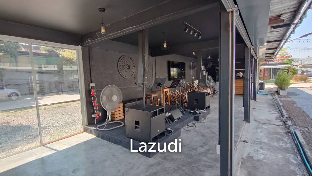 Restaurant bar for rent in Onnut 46