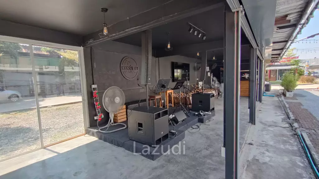 Restaurant bar for rent in Onnut 46