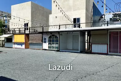 Restaurant bar for rent in Onnut 46