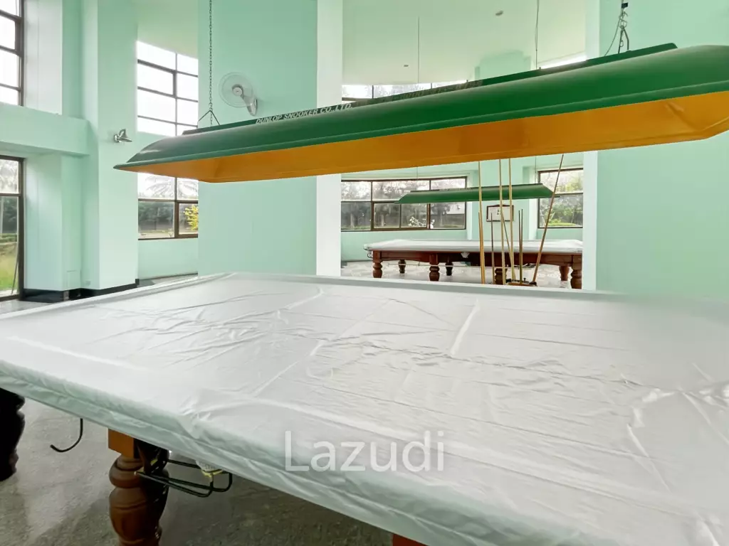Spacious 1-Bedroom Condo in Cha Am with Modern Amenities