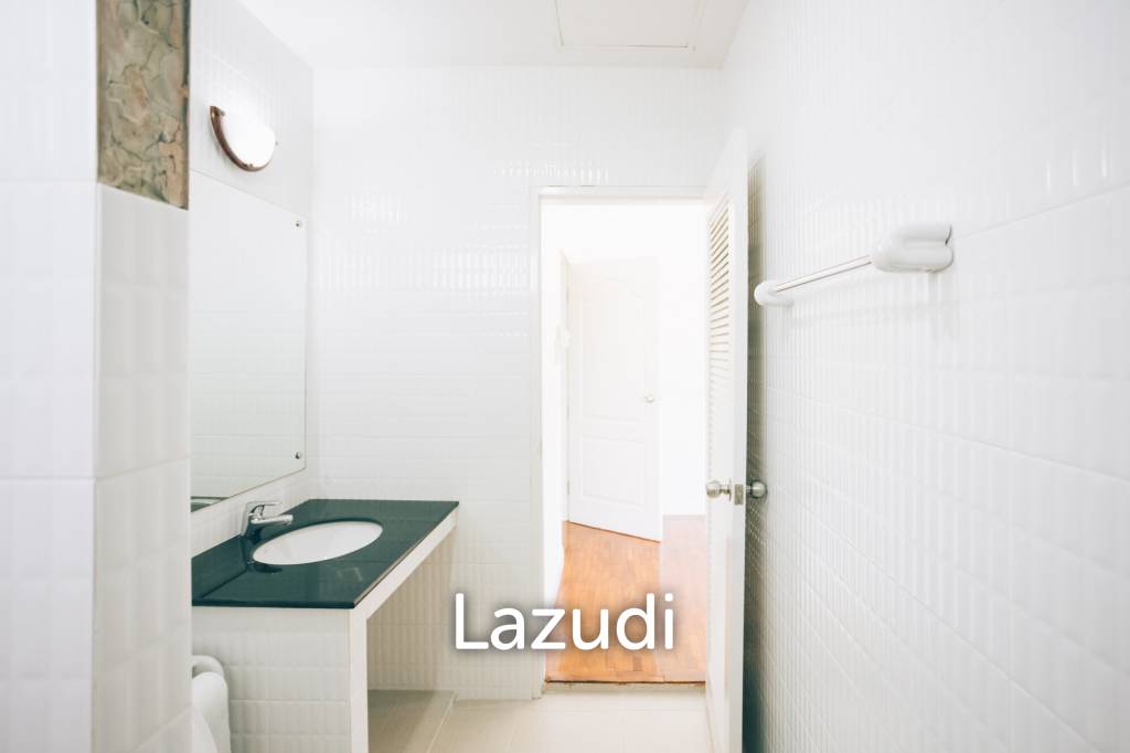 4 Bedrooms Large 2-storey House For Sale With Swimming Pool