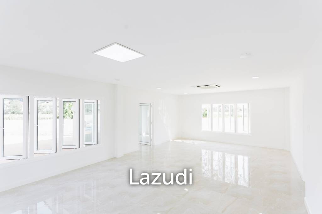 4 Bedrooms Large 2-storey House For Sale With Swimming Pool