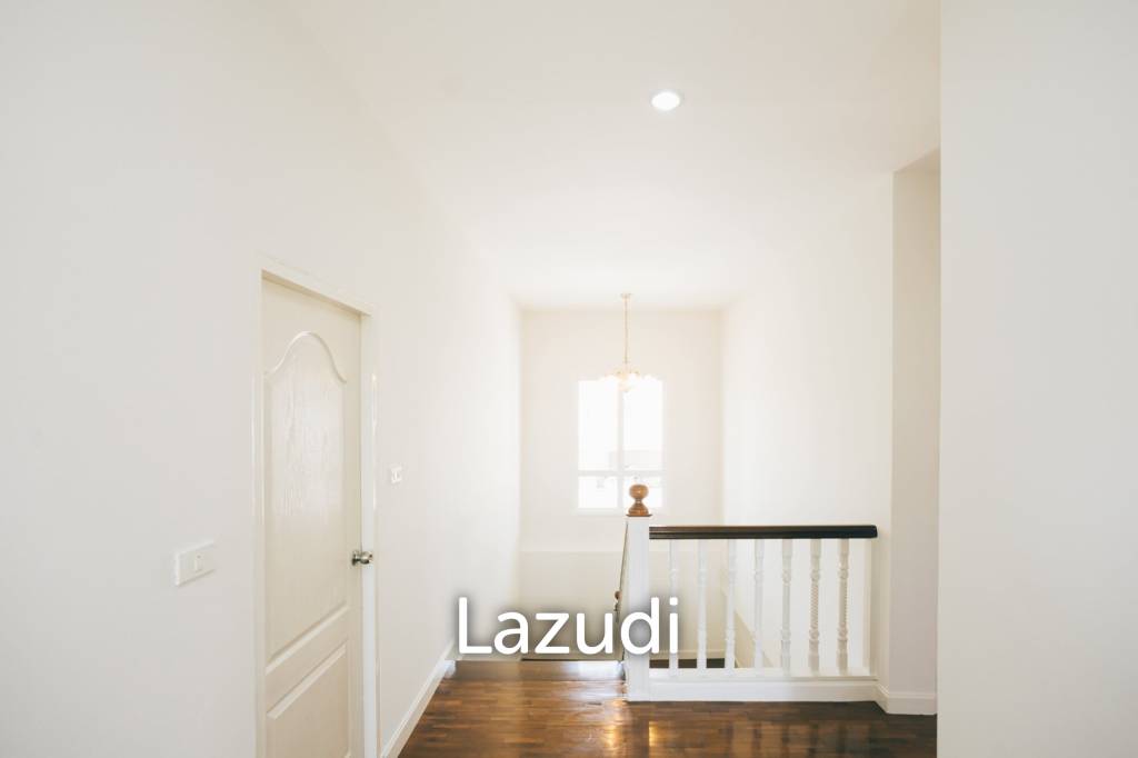 4 Bedrooms Large 2-storey House For Sale With Swimming Pool