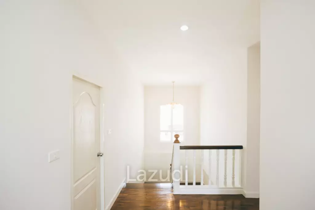 4 Bedrooms Large 2-storey House For Sale With Swimming Pool