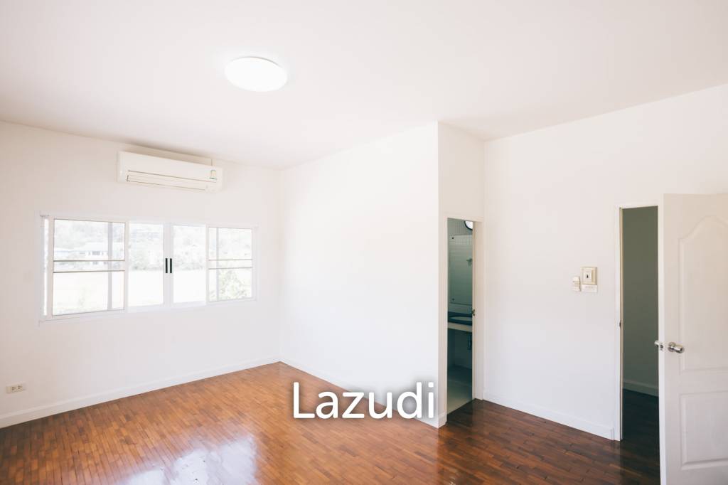 4 Bedrooms Large 2-storey House For Sale With Swimming Pool