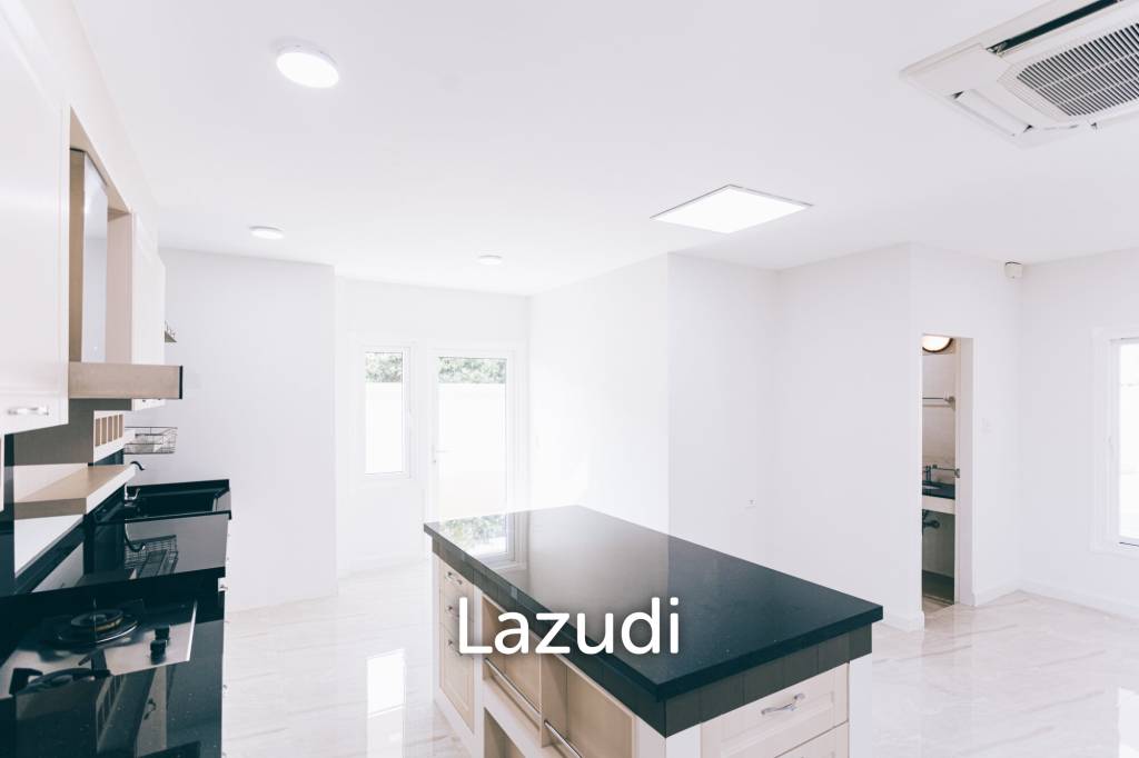 4 Bedrooms Large 2-storey House For Sale With Swimming Pool